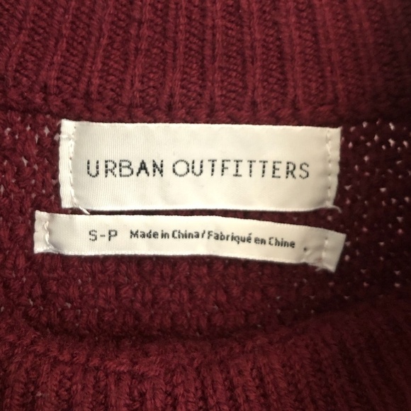 URBAN OUTFITTERS Sweater Women's Size Small Red Cable Knit Pullover Mock Collar - Picture 4 of 9